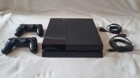 Playstation 4 Slim 500GB med två kontroller