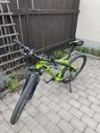 Cykel 27,5 tums MTB Btwin Rockrider 520 nyservad