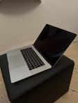 Macbook Pro 2017  i7- 512GB lagring, bra batteri!