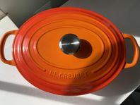 Orange Le Creuset gjutjärnsgryta knappt använd 4.1 L , 27 