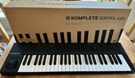 MIDI keyboard - Komplete Kontrol A49