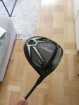 Titleist 915 D2 driver