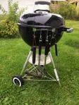 Weber kolgrill med grillstartare