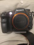 Sony SLT A99V Kamera med objektiv 