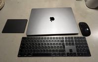 Apple MacBook Pro (2021) - 16,2" | M1 Pro | 16GB