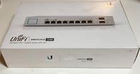  Ubiquiti UniFi Switch 8-150W