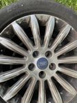 17” Sommar däck med fälgar Ford 225/50R17