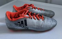 Fotbollskor Adidas