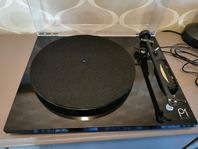 Rega planar 1 plus vinylspelare med RIA steg