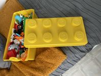 Lego. 