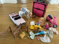 Barbie-dockor, bil, garderob, moped, häst