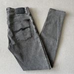 Grå Nudie Jeans