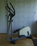 Crosstrainer Pure 4.0 från Tunturi (bra motion vid TV:n)