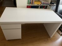 skrivbord- Ikea-Malm