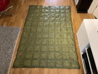 Duntäcke - Pajak Quest Blanket (420 gram) (nyskick)