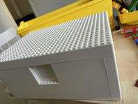 LEGO låda med lock, 35x26x12 cm