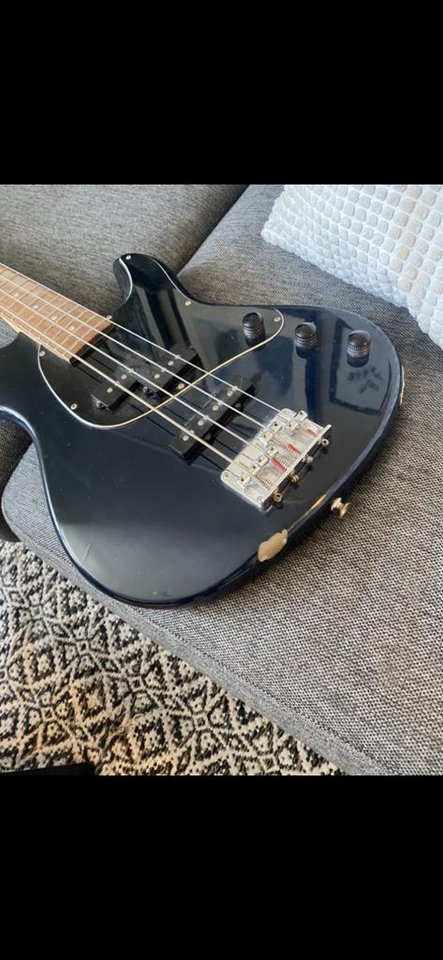 ibanez TR BASS