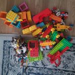 hel papp kasse full med duplo lego