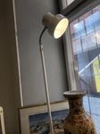 Bumling bordslampor och golvlampa