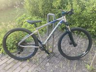 Mountainbike 27,5 tums hjul