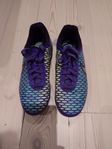 Fotbollsskor Nike Magista