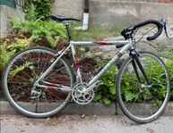 Totalrenoverade Racers / Caféracers fr. Uddens Cyklar