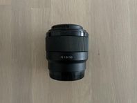 Sony 50mm f/1.8 objektiv