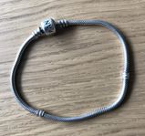 Pandora Armband