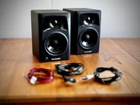 M-Audio AV32 | Kompakta Aktiva Desktop Monitor högtalare