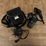 Nikon D5000 kamerahus, objektiv, väska och laddare