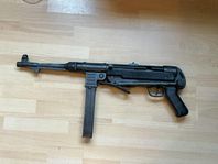 MP40 REPLIKA av Denix