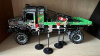 Lego Technic Mercedes lastbil med motorer (42129)