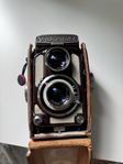 TLR gammal kamera Yashica 44