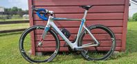 Giant Propel Advanced, Planet X