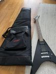 Flying V-gitarr med gigbag