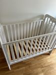 Tutti Bambini dropside cot bed