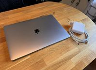 MacBook Pro 16-tum Touch bar, 2.6 GHz i7/16GB, 512GB