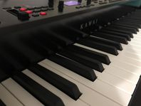 Kawai MP11 SE + K&M Omega Pro