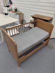 Barnsäng / Bedside crib