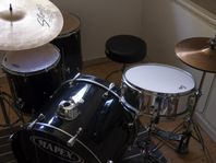 Mapex 4 delar trumset + Tama trumstol