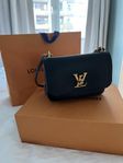 louis vuitton lockme chain bag