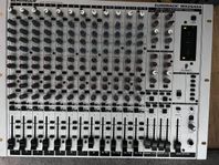 Behringer mixerbord