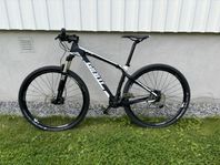 Extremt Fin GIANT XTC Advanced 2 29” Storlek M 