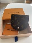 Louis Vuitton coin purse 