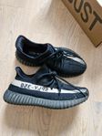 Adidas Yeezy Oreo storlek 40