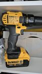 Dewalt skruvdragare med 2 x 4Ah batteri