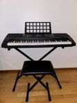 MK-7000 Keyboard samt pall 