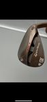 Taylormade Milled grind hi toe big foot 60 kbs 