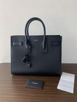 Saint Laurent Sac du jour small väska noir