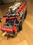 LEGO Technic 42068 Flygplatsbrandbil